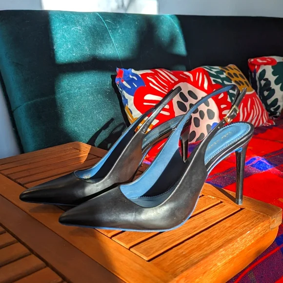 Leather pointy-toed mules - Picture 3 of 6